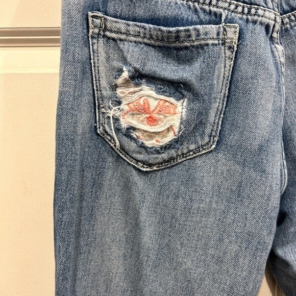 William Rast‎ My Ex’s Jean Distressed Floral 26 - Picture 3 of 8